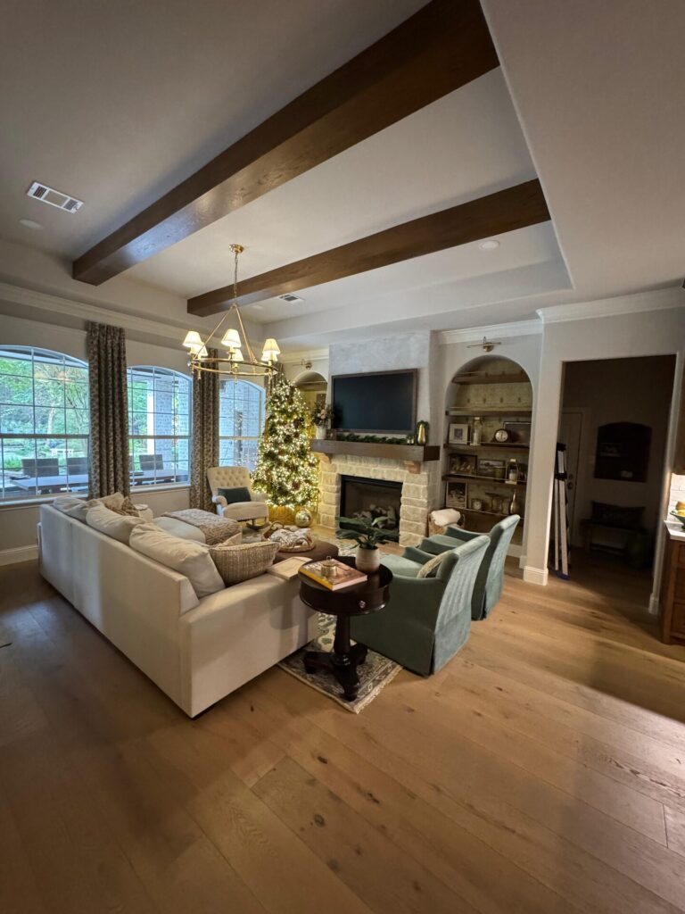 addition-living-room-beams